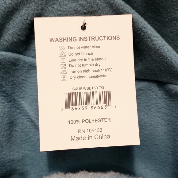 Nollia Women's Winter Fleece Winter Set -Polyester Fleece Hat, Gloves, and Scarf - Picture 5 of 6